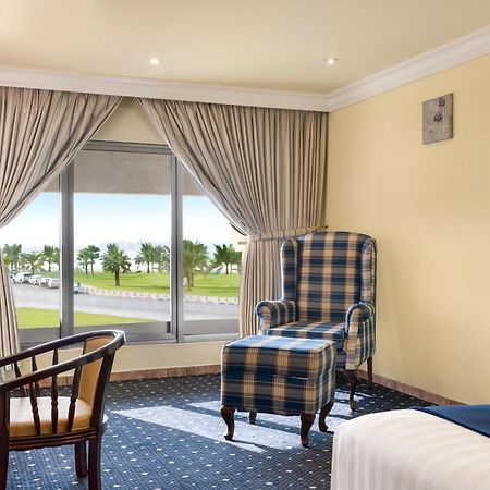 Howard Johnson Dammam Hotel Екстер'єр фото